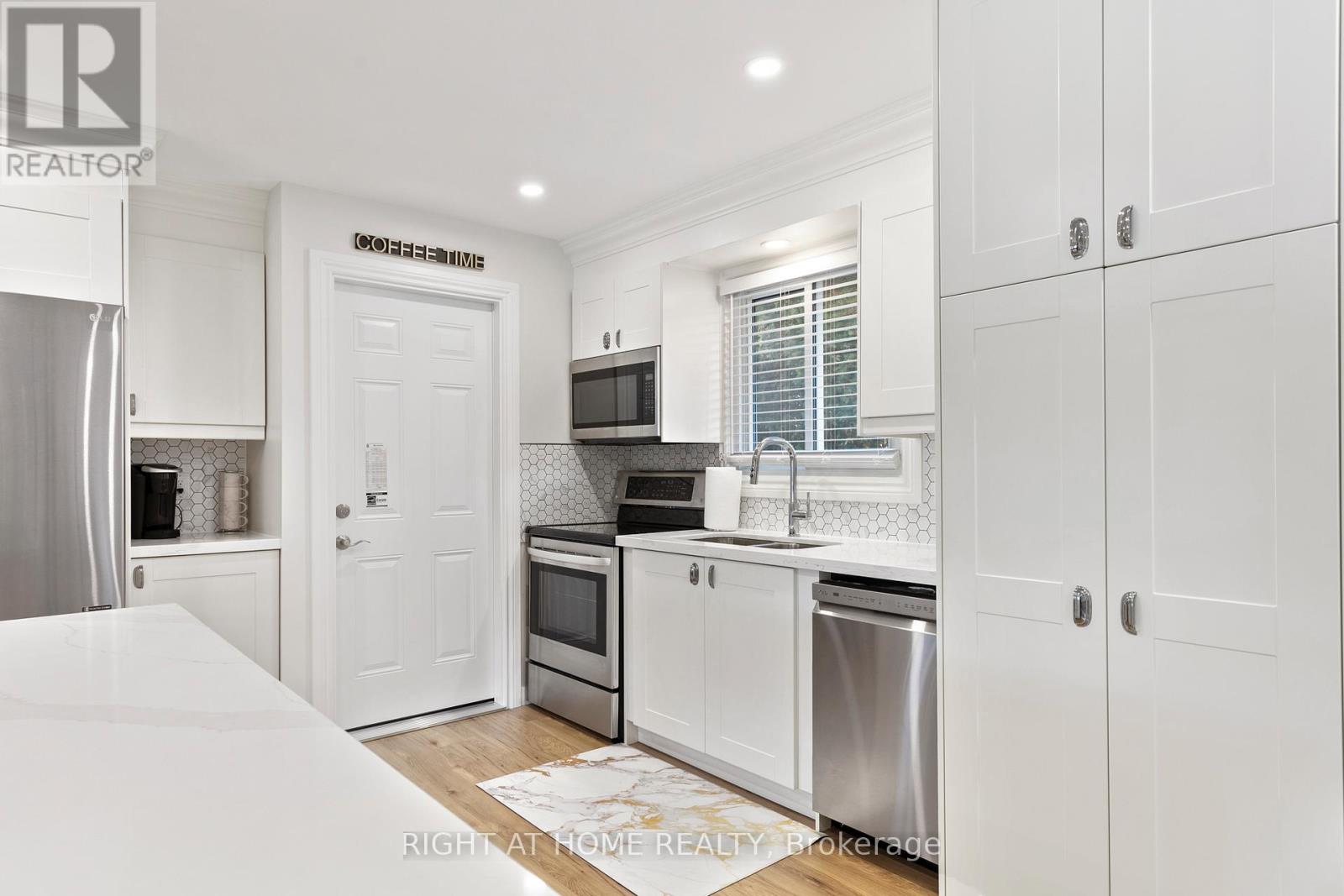 94 States Avenue, Amherstburg, Ontario  N9V 3M3 - Photo 11 - X12472841