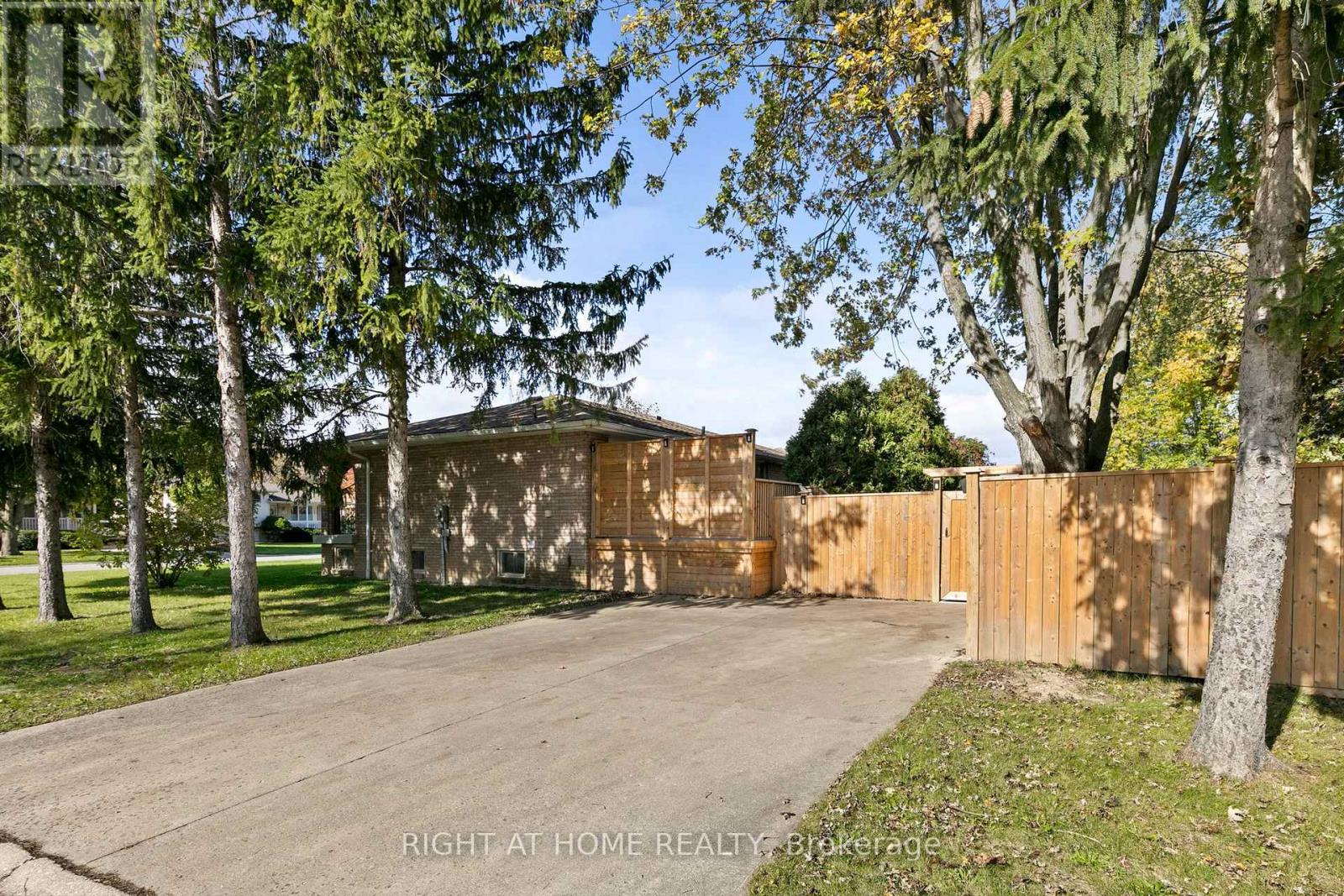 94 States Avenue, Amherstburg, Ontario  N9V 3M3 - Photo 39 - X12472841