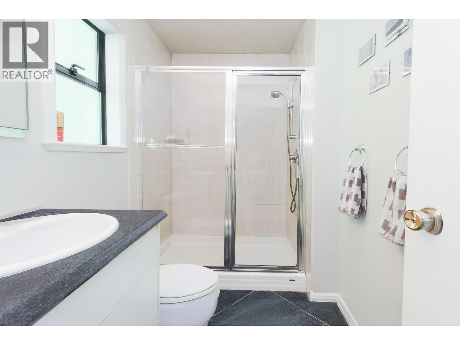 2475 Norcrest Court, Burnaby, British Columbia  V3J 1C7 - Photo 16 - R3060298