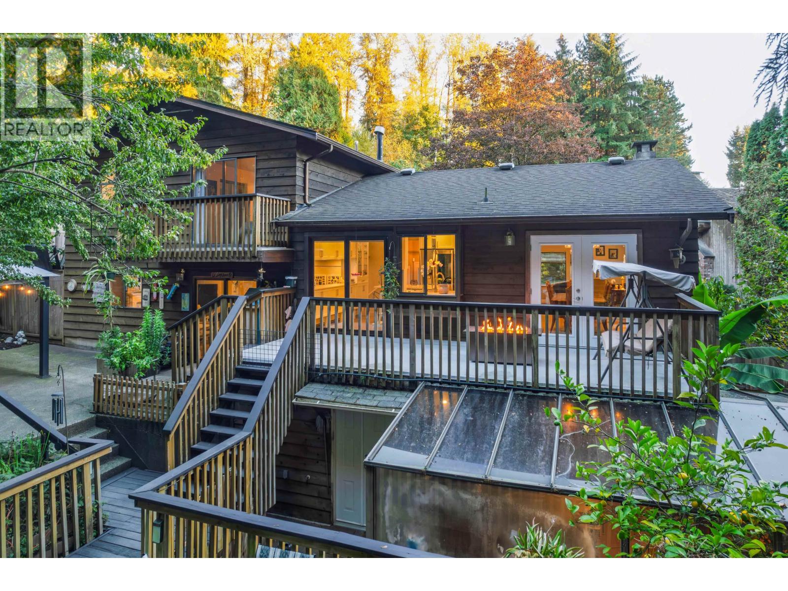2475 Norcrest Court, Burnaby, British Columbia  V3J 1C7 - Photo 23 - R3060298