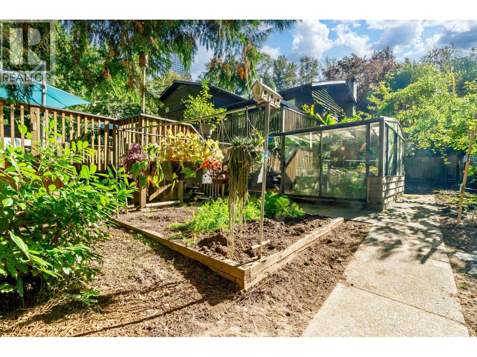 2475 Norcrest Court, Burnaby, British Columbia  V3J 1C7 - Photo 33 - R3060298