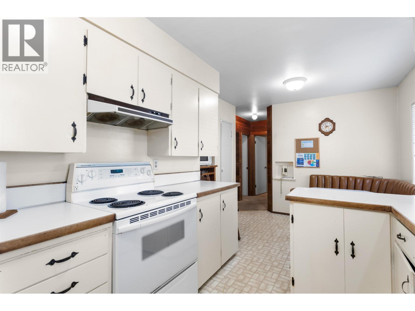 260 W 21st Street, North Vancouver, British Columbia  V7M 1Z4 - Photo 13 - R3060336