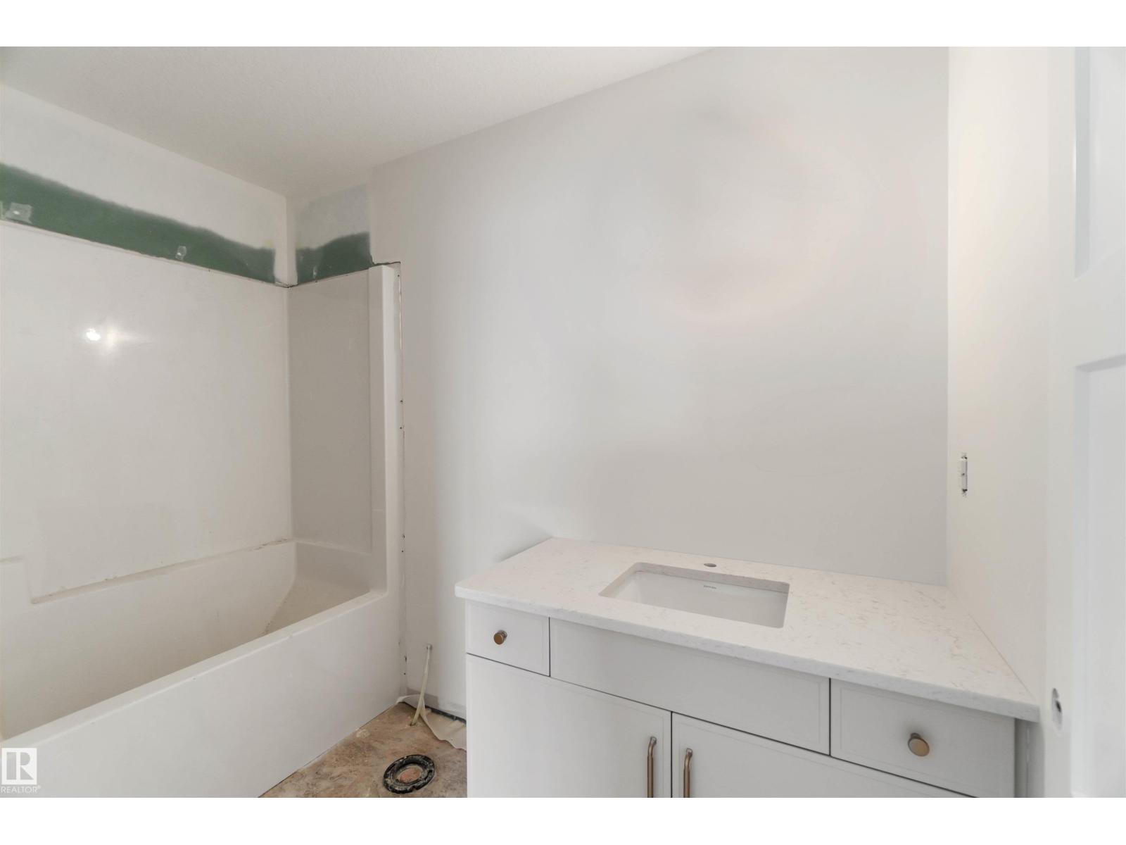 7509 Rowland Rd Nw, Edmonton, Alberta  T6A 3W4 - Photo 10 - E4462878