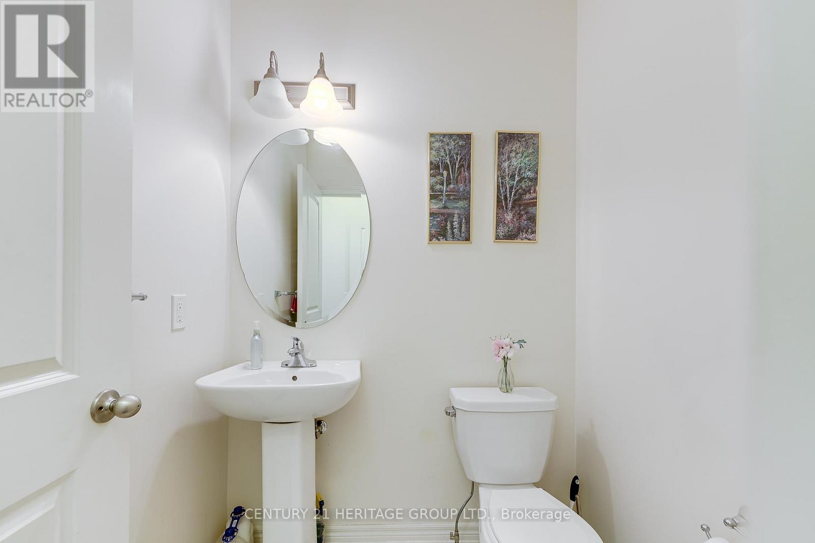 41 Leith Drive, Bradford West Gwillimbury, Ontario  L3Z 0V6 - Photo 13 - N12472851