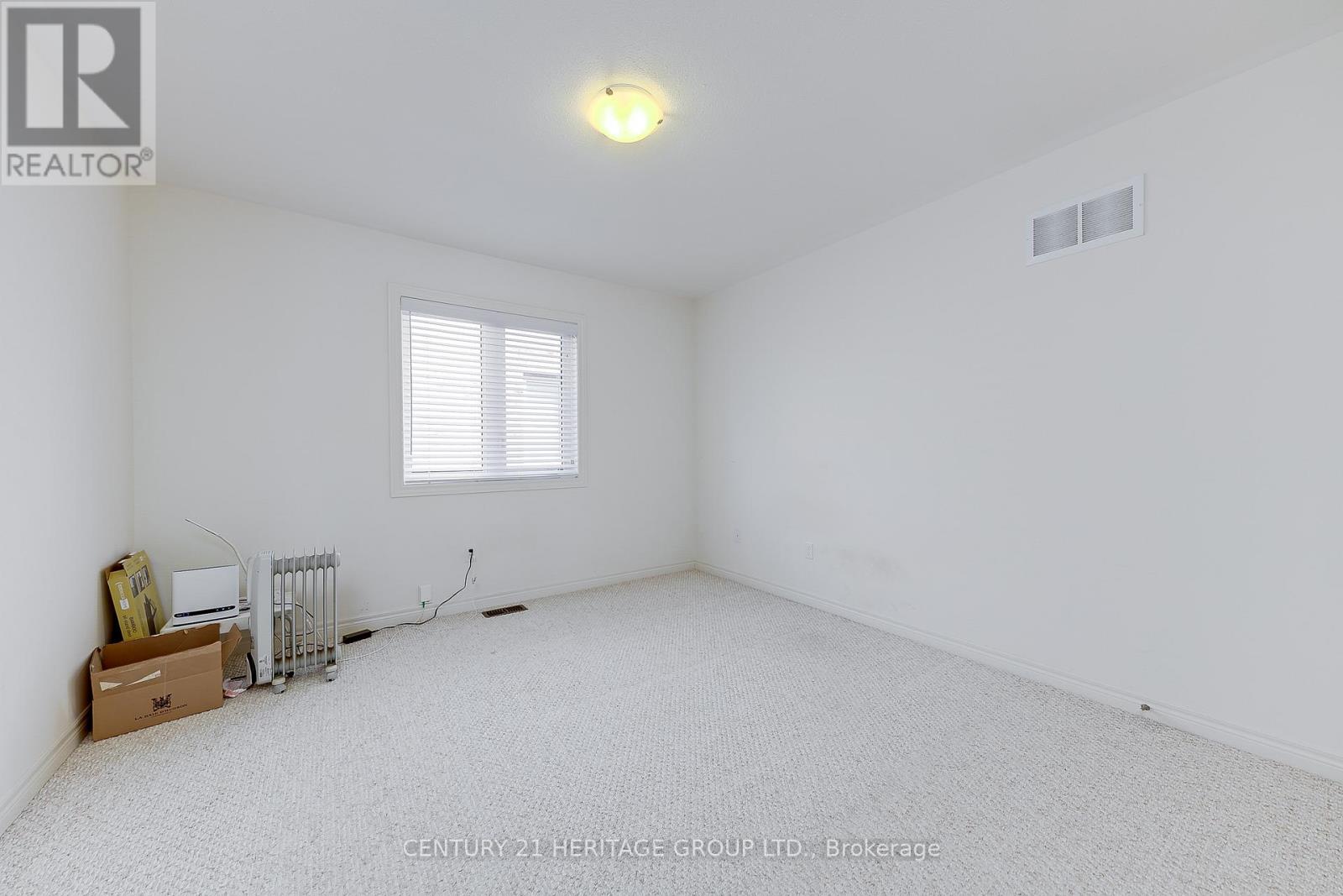 41 Leith Drive, Bradford West Gwillimbury, Ontario  L3Z 0V6 - Photo 23 - N12472851