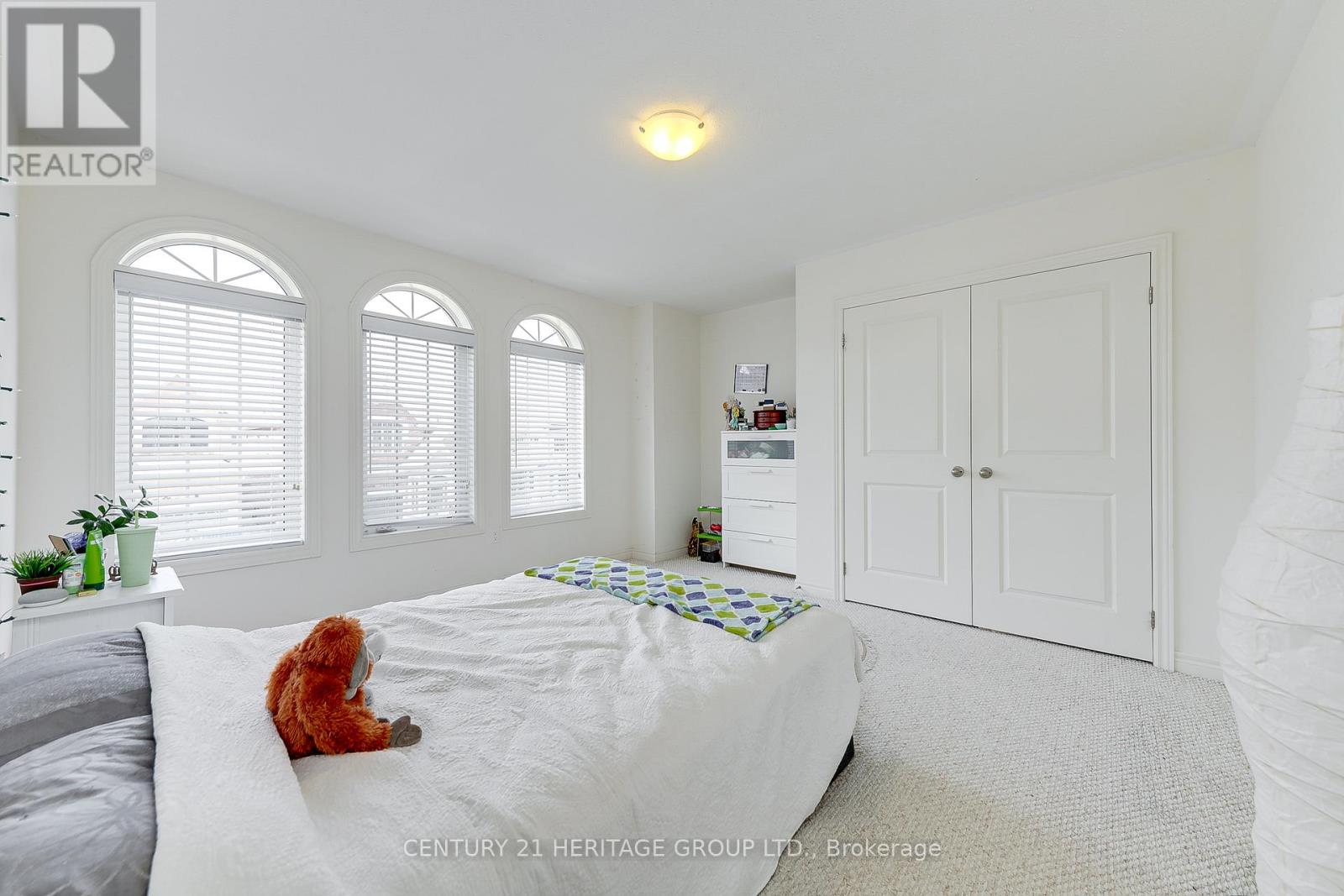 41 Leith Drive, Bradford West Gwillimbury, Ontario  L3Z 0V6 - Photo 27 - N12472851