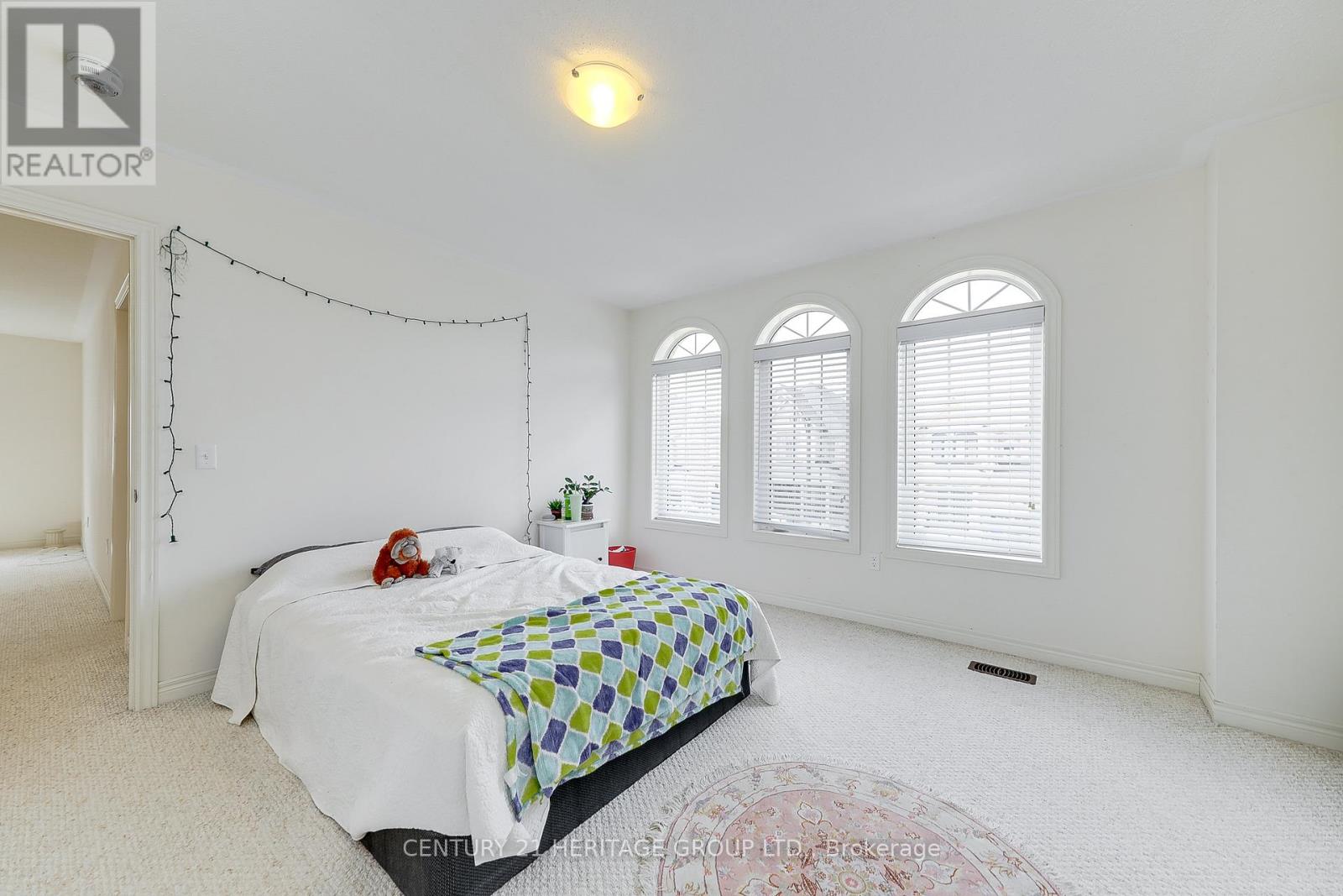 41 Leith Drive, Bradford West Gwillimbury, Ontario  L3Z 0V6 - Photo 28 - N12472851