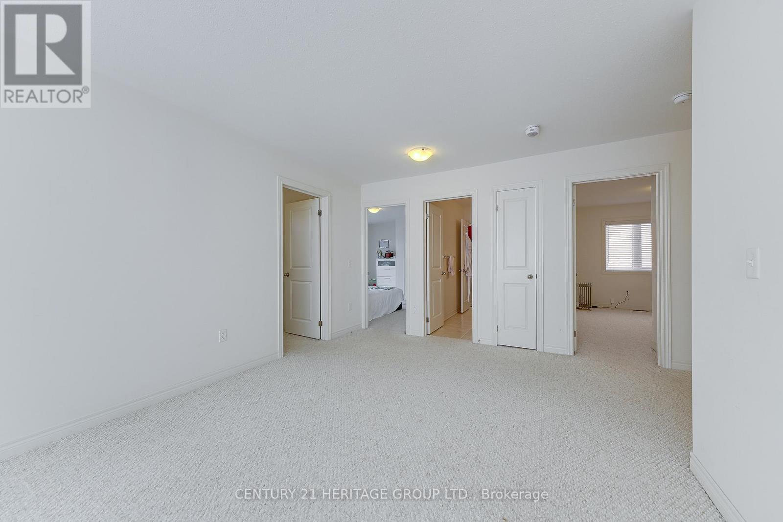 41 Leith Drive, Bradford West Gwillimbury, Ontario  L3Z 0V6 - Photo 32 - N12472851