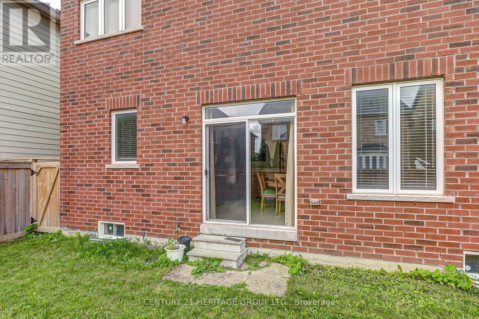 41 Leith Drive, Bradford West Gwillimbury, Ontario  L3Z 0V6 - Photo 36 - N12472851