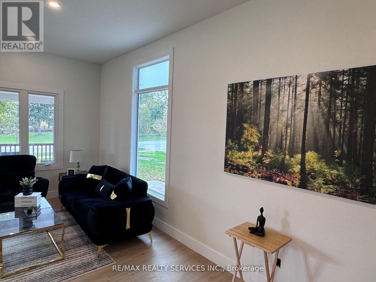 9 High Street, Brant, Ontario  N0E 1N0 - Photo 44 - X12466102