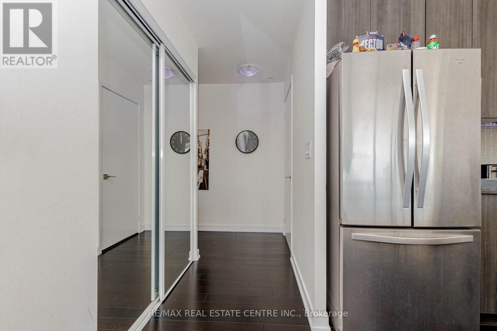 3402 - 510 Curran Place, Mississauga, Ontario  L5B 0J8 - Photo 10 - W12472860