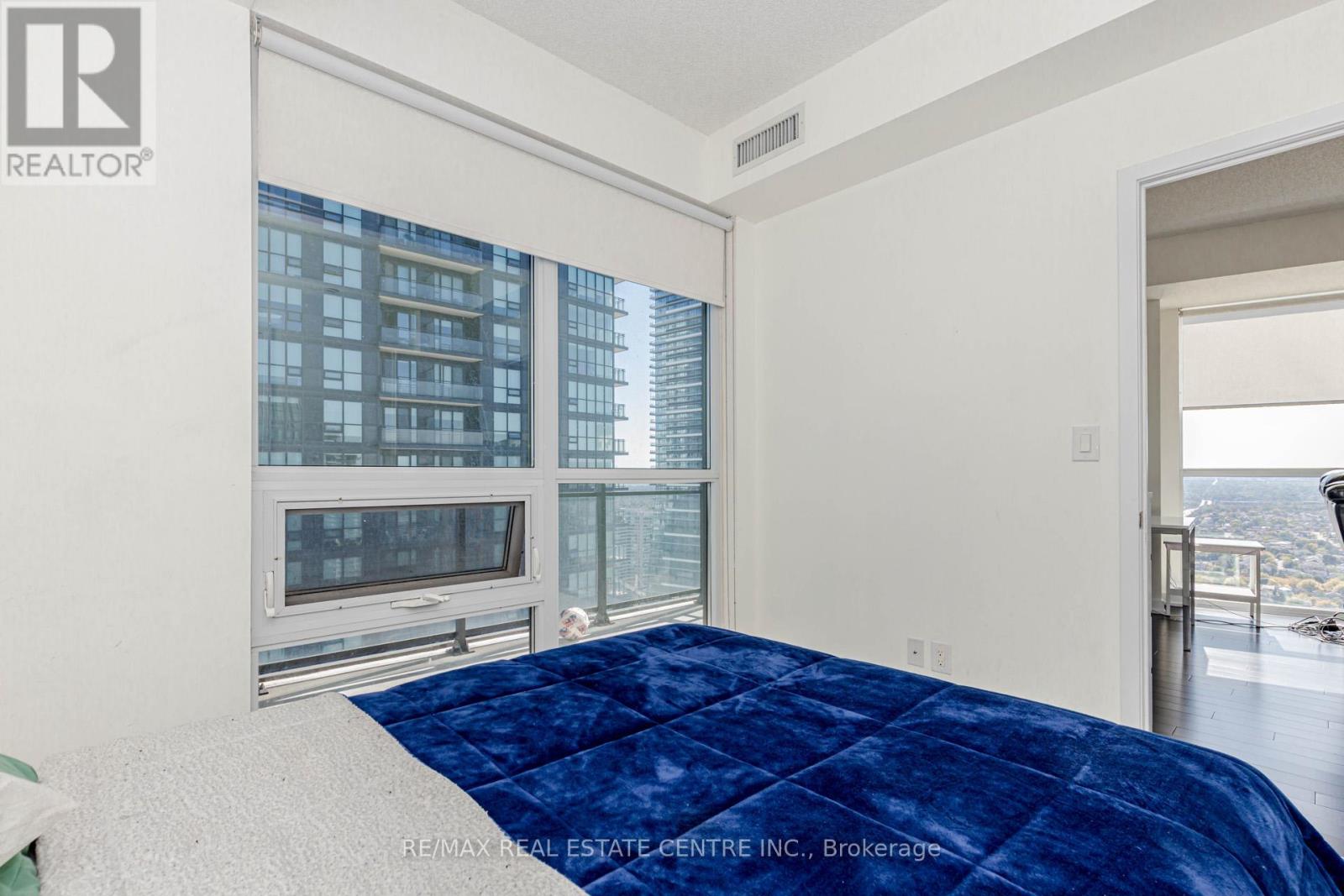 3402 - 510 Curran Place, Mississauga, Ontario  L5B 0J8 - Photo 24 - W12472860