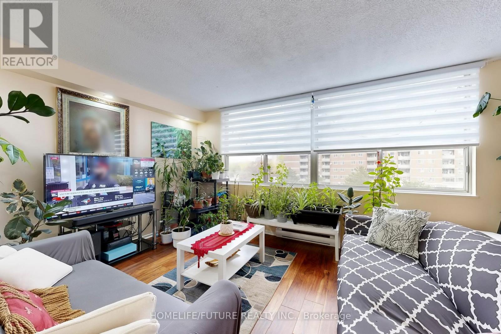 409 - 10 Tobermory Drive, Toronto (Black Creek), Ontario  M3N 2Y5 - Photo 13 - W12472861