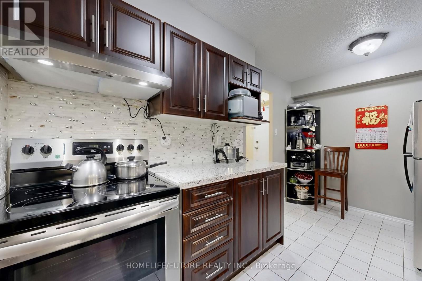 409 - 10 Tobermory Drive, Toronto (Black Creek), Ontario  M3N 2Y5 - Photo 27 - W12472861