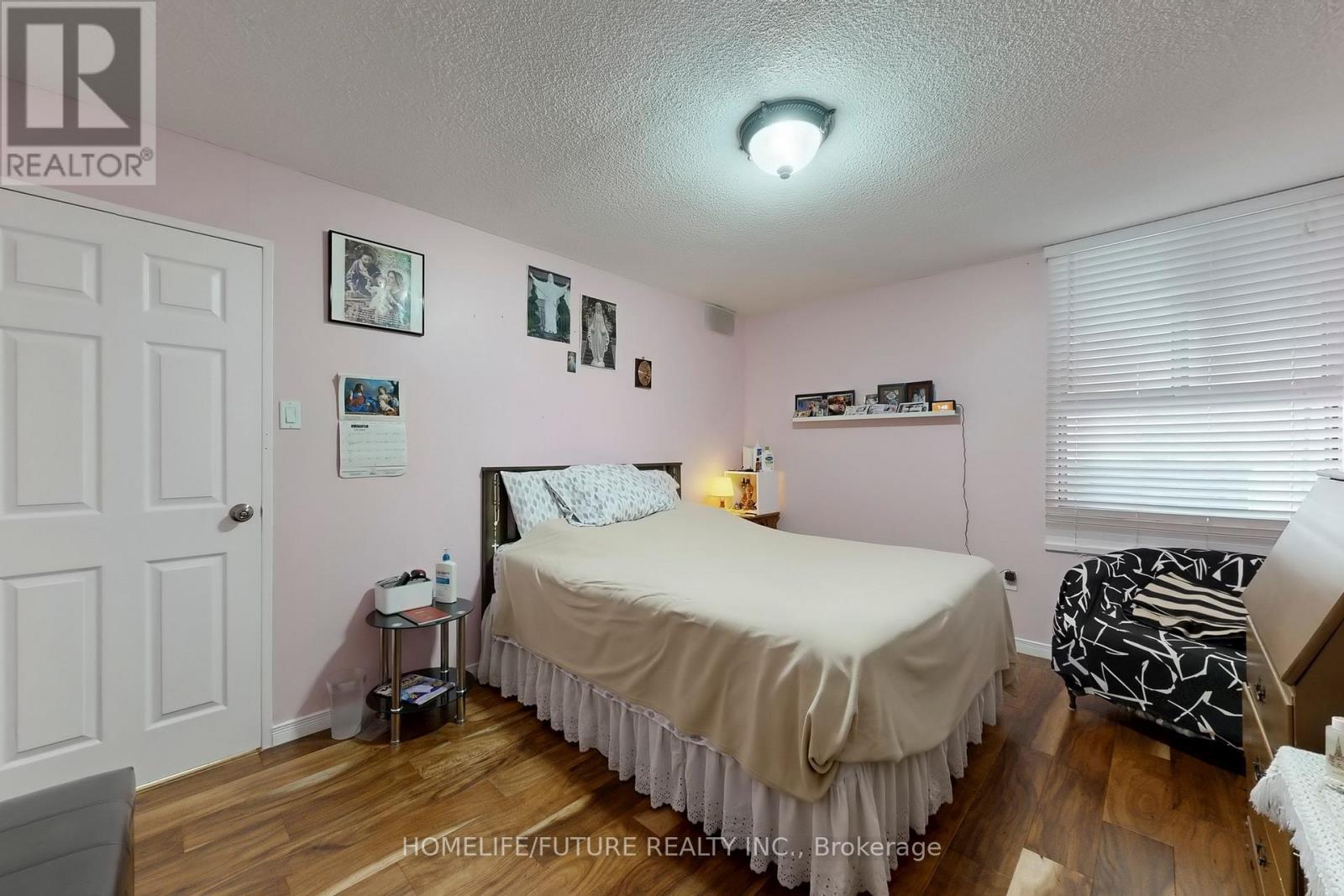 409 - 10 Tobermory Drive, Toronto (Black Creek), Ontario  M3N 2Y5 - Photo 34 - W12472861