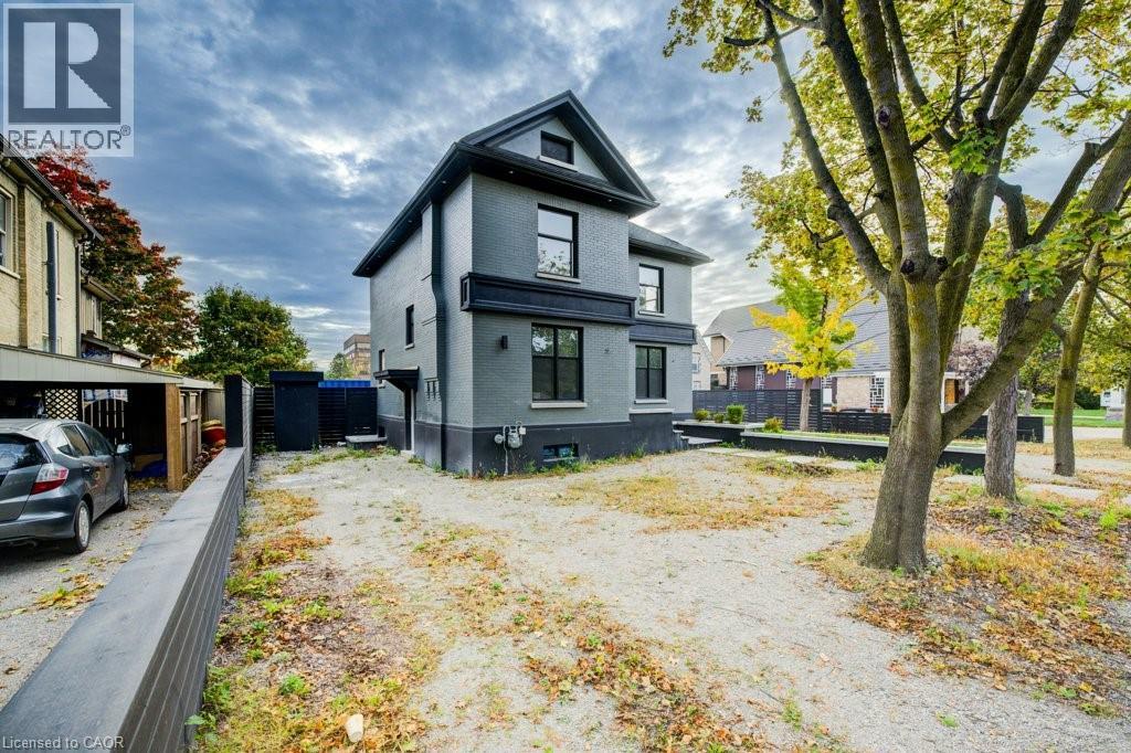 67 Grand Avenue N, Cambridge, Ontario  N1S 2L1 - Photo 2 - 40780634