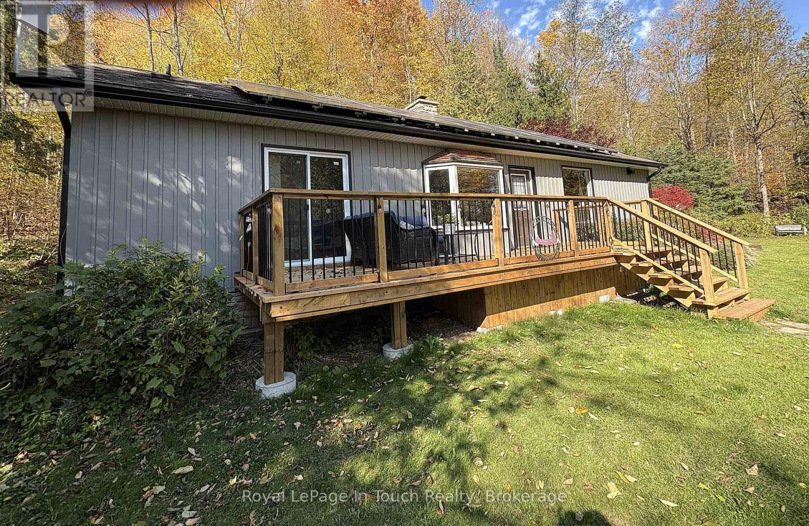 18 SHADY GLEN LANE, Mono, Ontario