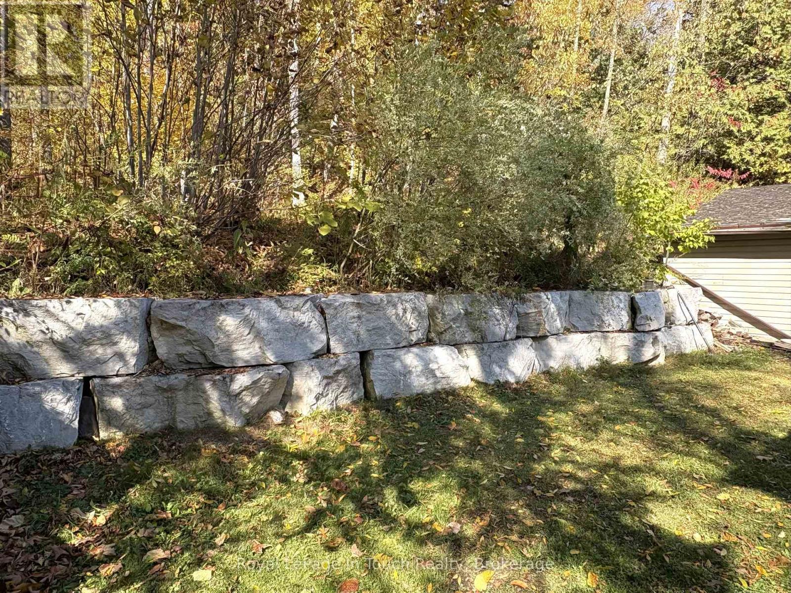 18 Shady Glen Lane, Mono, Ontario  L9W 6G9 - Photo 19 - X12472880