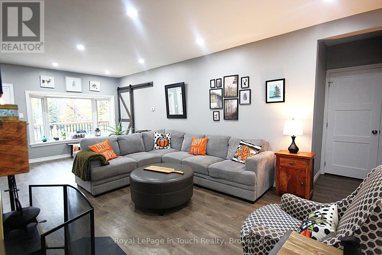 18 Shady Glen Lane, Mono, Ontario  L9W 6G9 - Photo 3 - X12472880