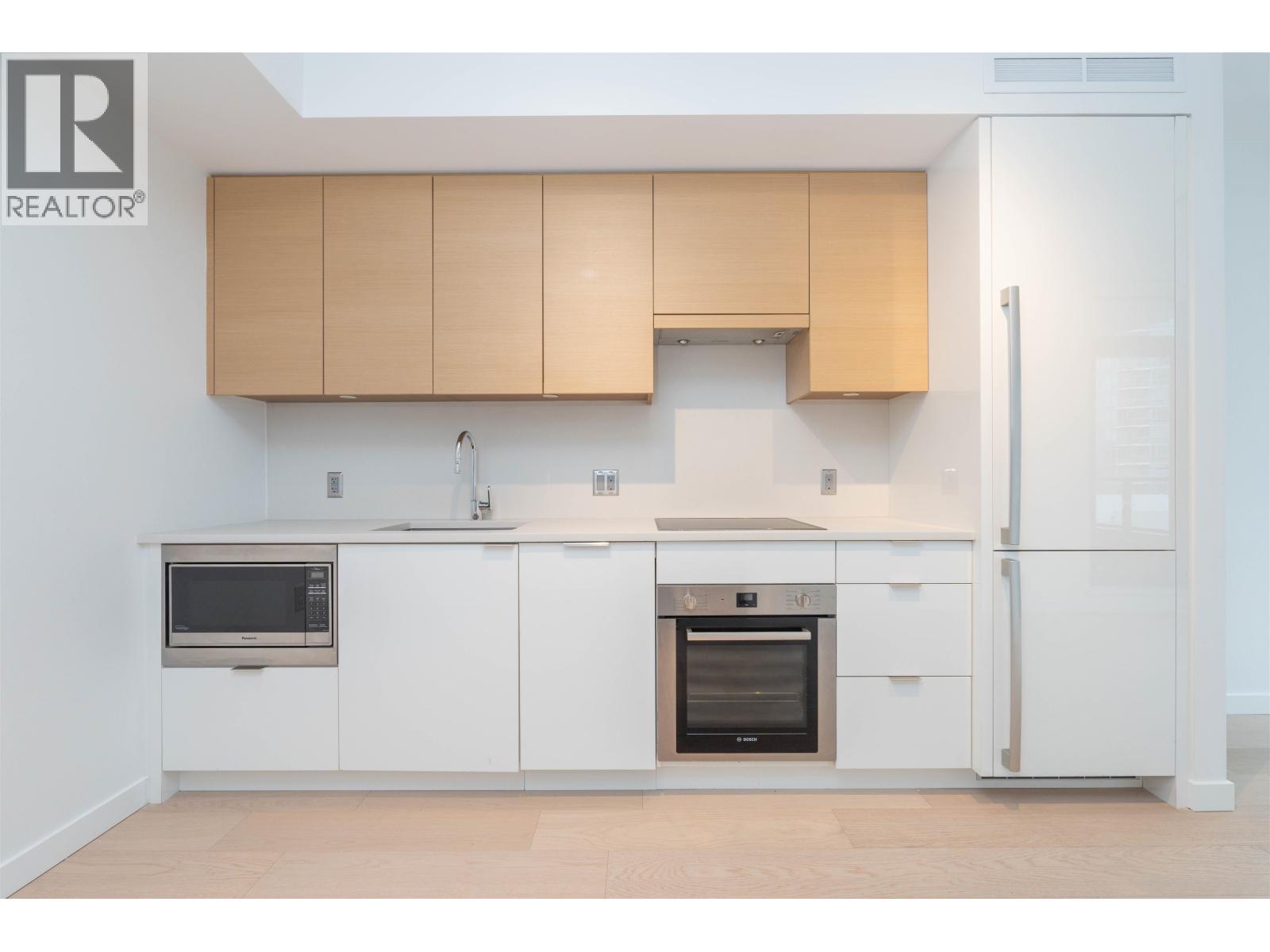 701 1688 Pullman Porter Street, Vancouver, British Columbia  V6A 0H3 - Photo 5 - R3060334