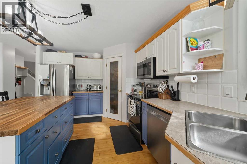 65 Asmundsen Avenue, Red Deer, Alberta  T4R 2X6 - Photo 6 - A2262580