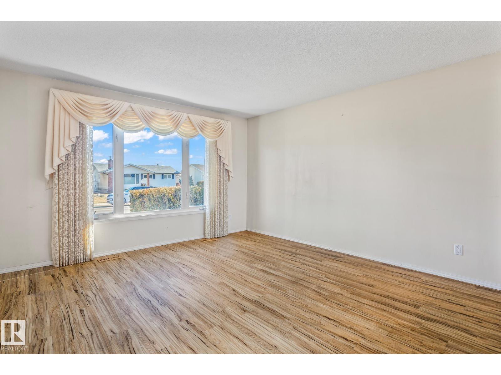 15124 95 St Nw, Edmonton, Alberta  T5E 3Z5 - Photo 5 - E4462882