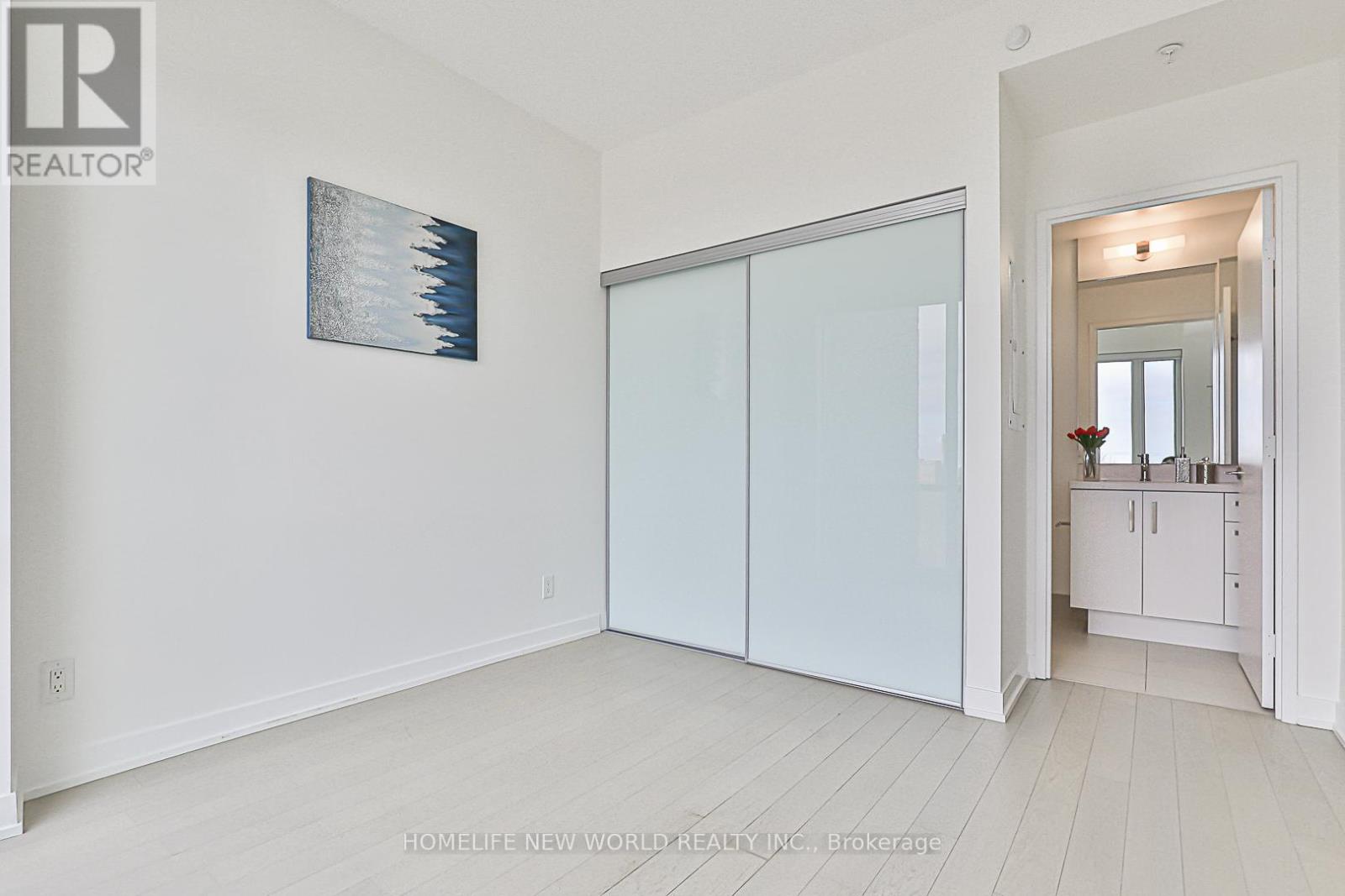 S501 - 120 Bayview Avenue, Toronto, Ontario  M5A 0G4 - Photo 10 - C12472874