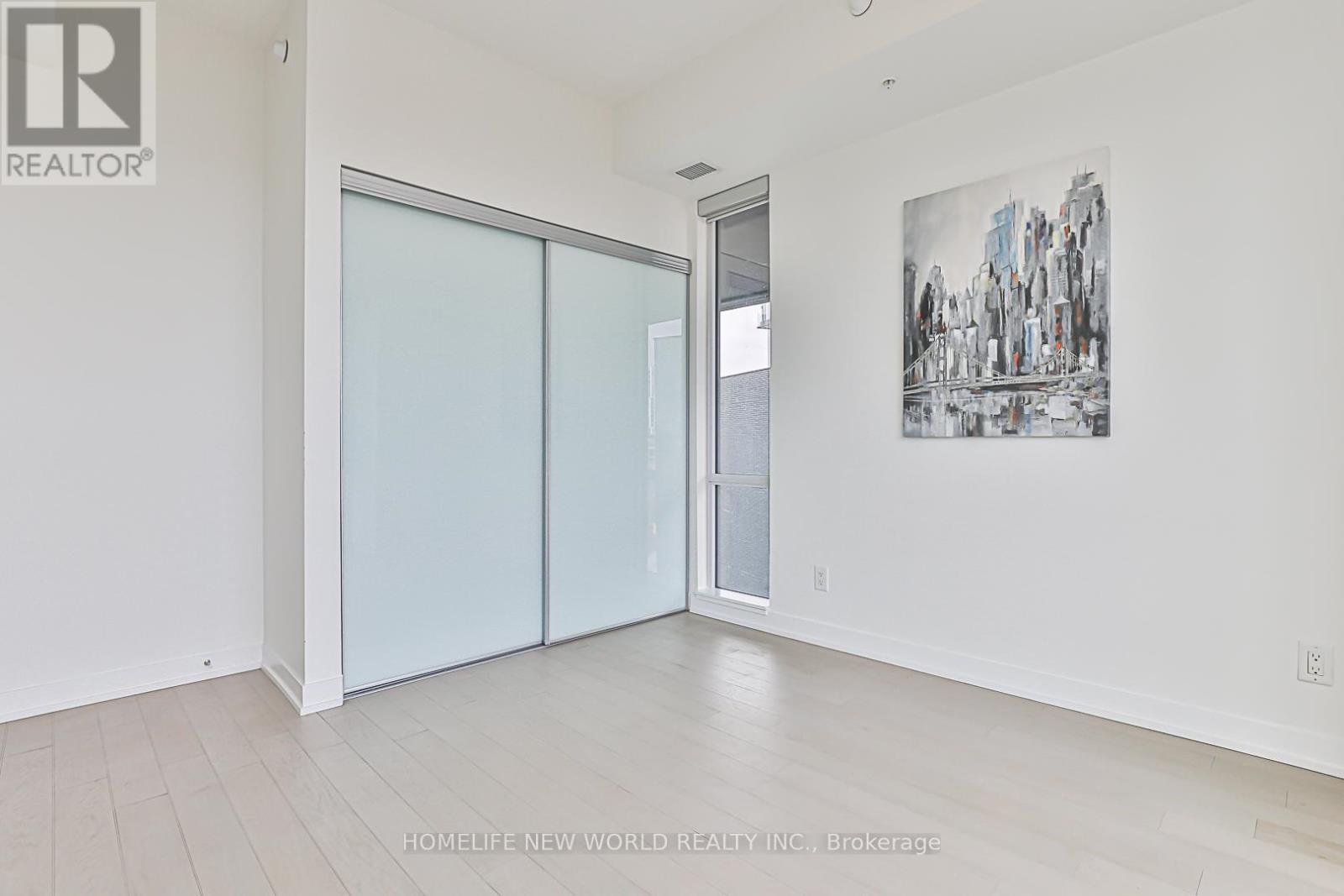 S501 - 120 Bayview Avenue, Toronto, Ontario  M5A 0G4 - Photo 12 - C12472874