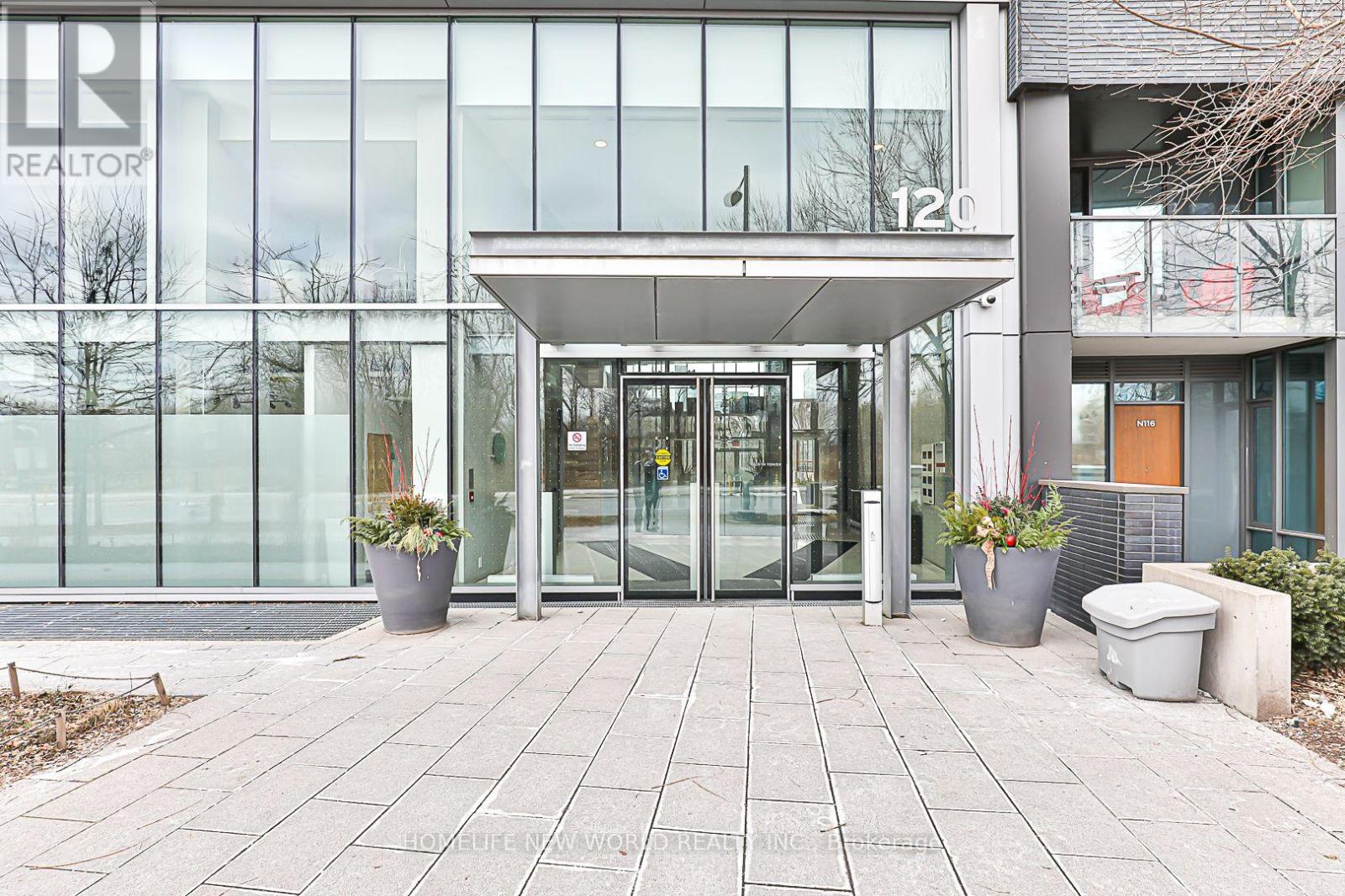 S501 - 120 Bayview Avenue, Toronto, Ontario  M5A 0G4 - Photo 2 - C12472874