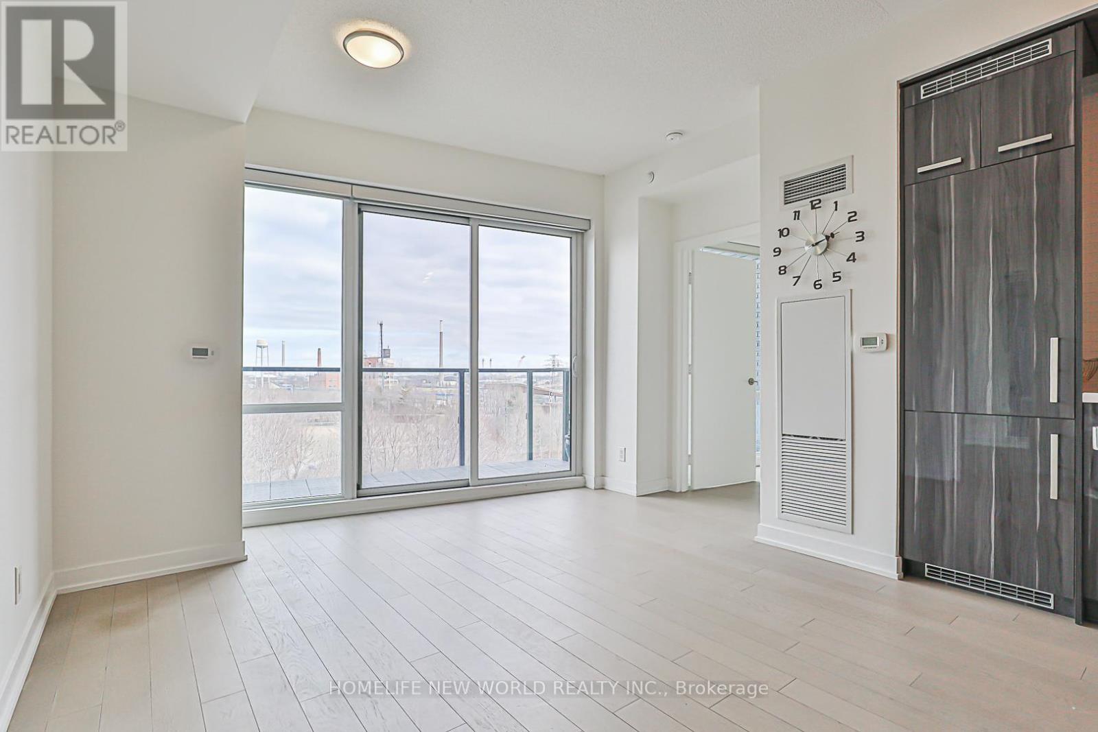 S501 - 120 Bayview Avenue, Toronto, Ontario  M5A 0G4 - Photo 7 - C12472874