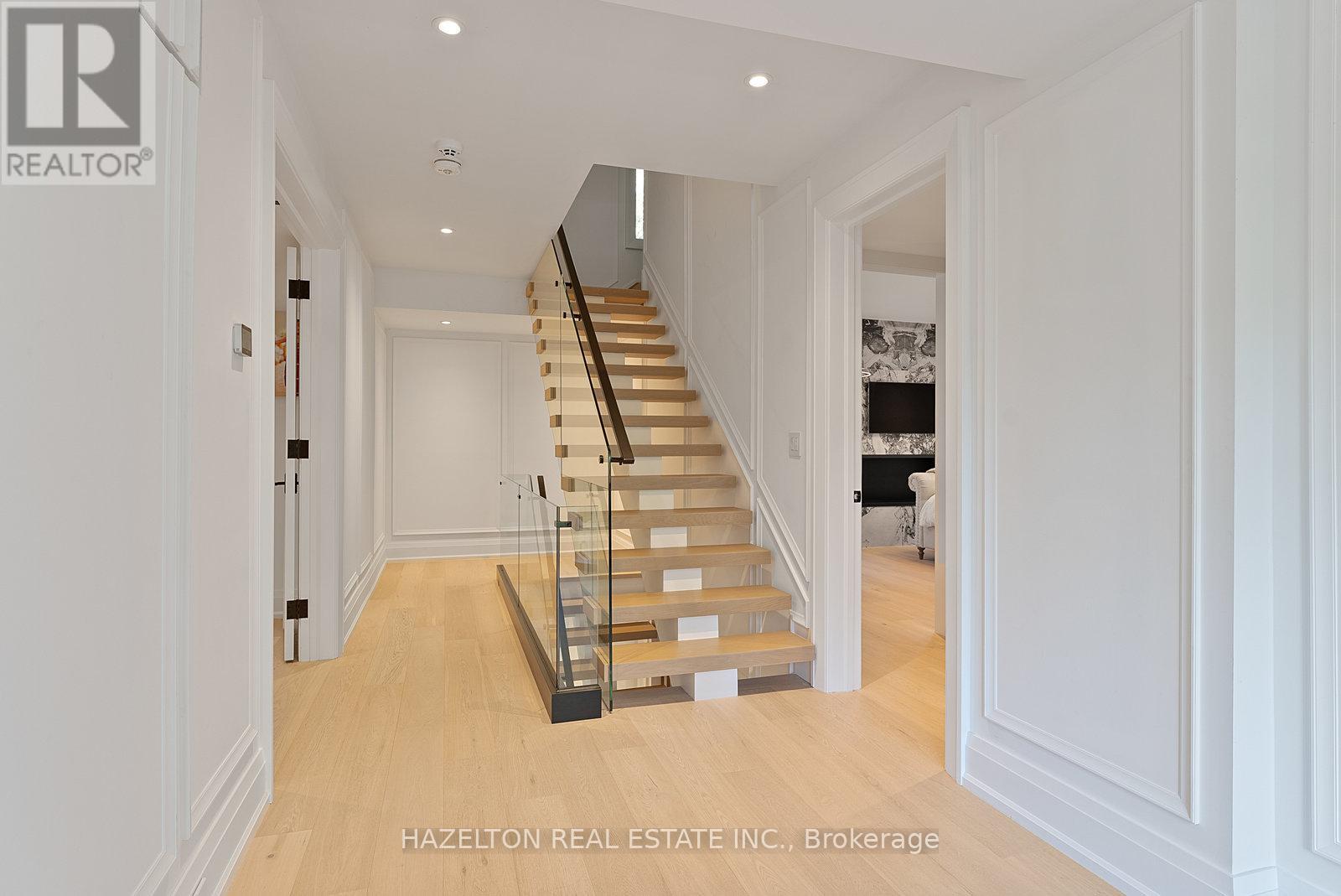 62 Maple Avenue, Toronto, Ontario  M4W 2T7 - Photo 25 - C12472876