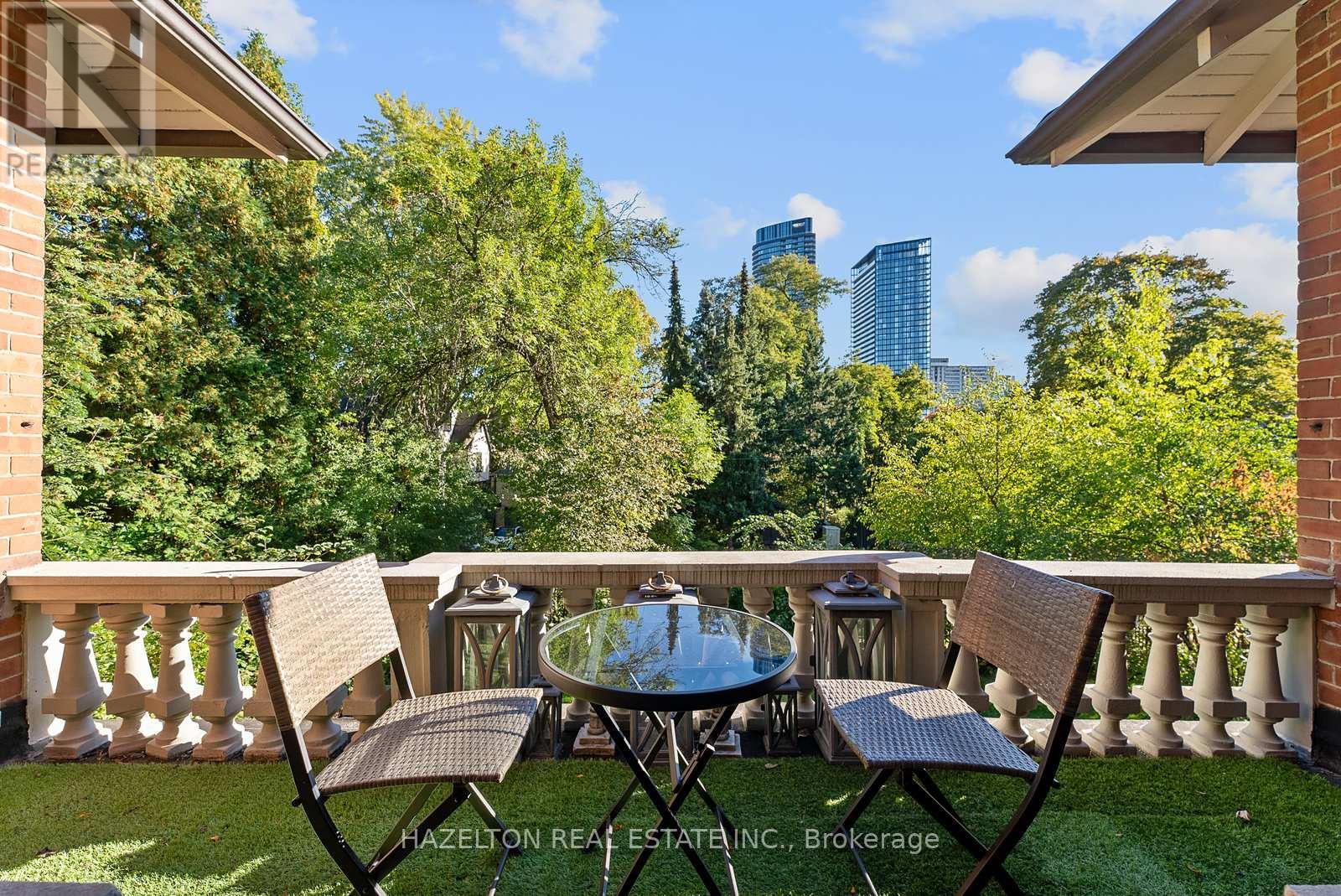 62 Maple Avenue, Toronto, Ontario  M4W 2T7 - Photo 34 - C12472876