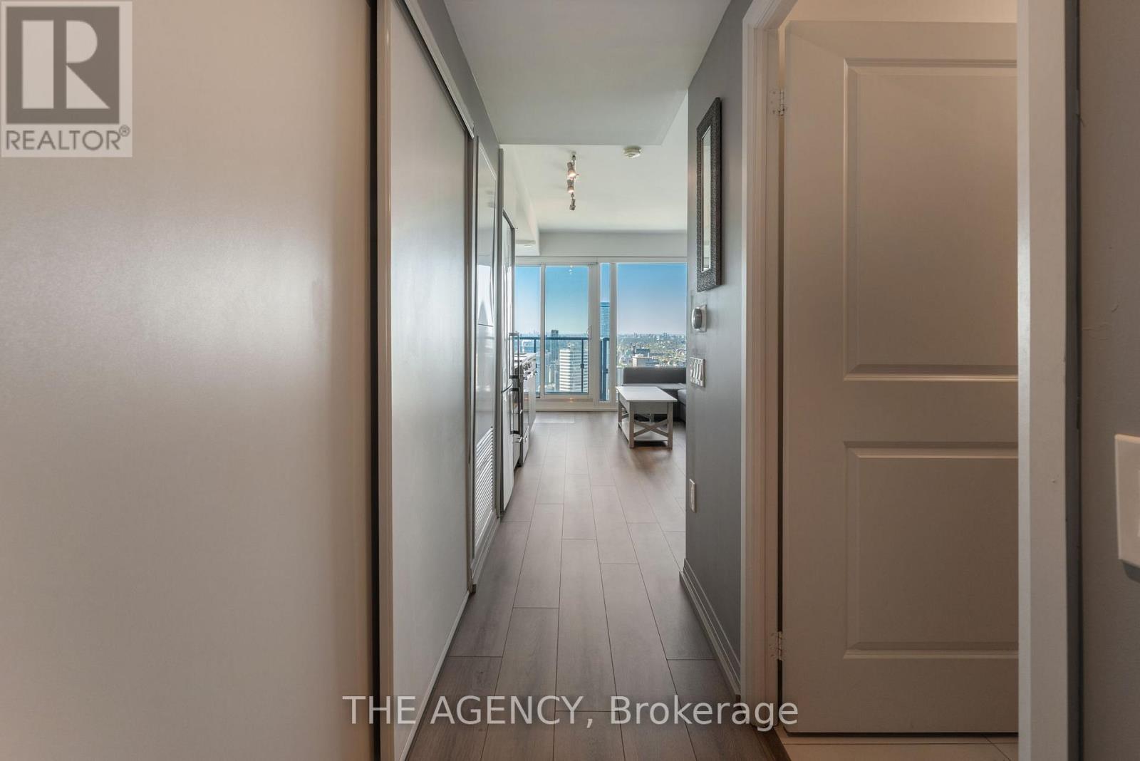 4807 - 251 Jarvis Street, Toronto, Ontario  M5B 2C2 - Photo 3 - C12472879
