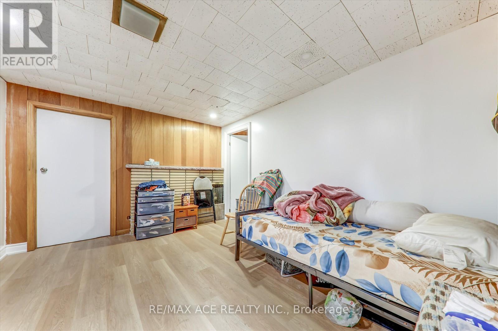77 Perivale Crescent, Toronto (Bendale), Ontario  M1J 2C4 - Photo 29 - E12472875