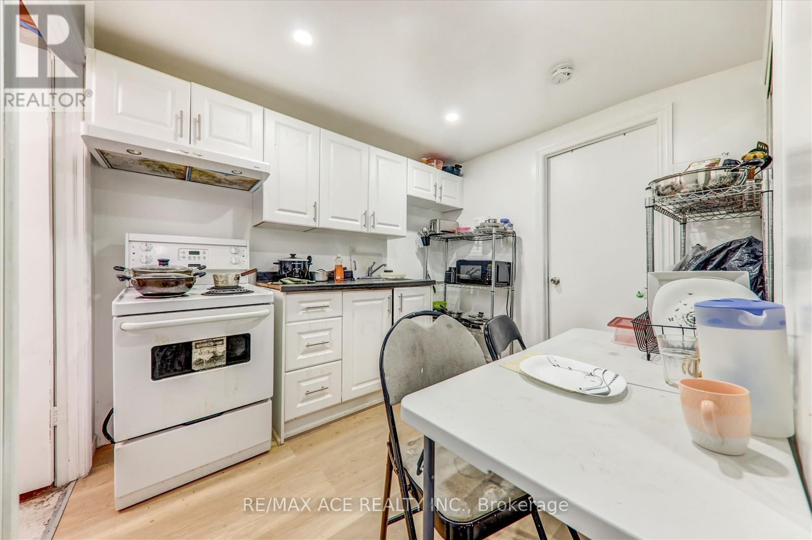 77 Perivale Crescent, Toronto (Bendale), Ontario  M1J 2C4 - Photo 31 - E12472875