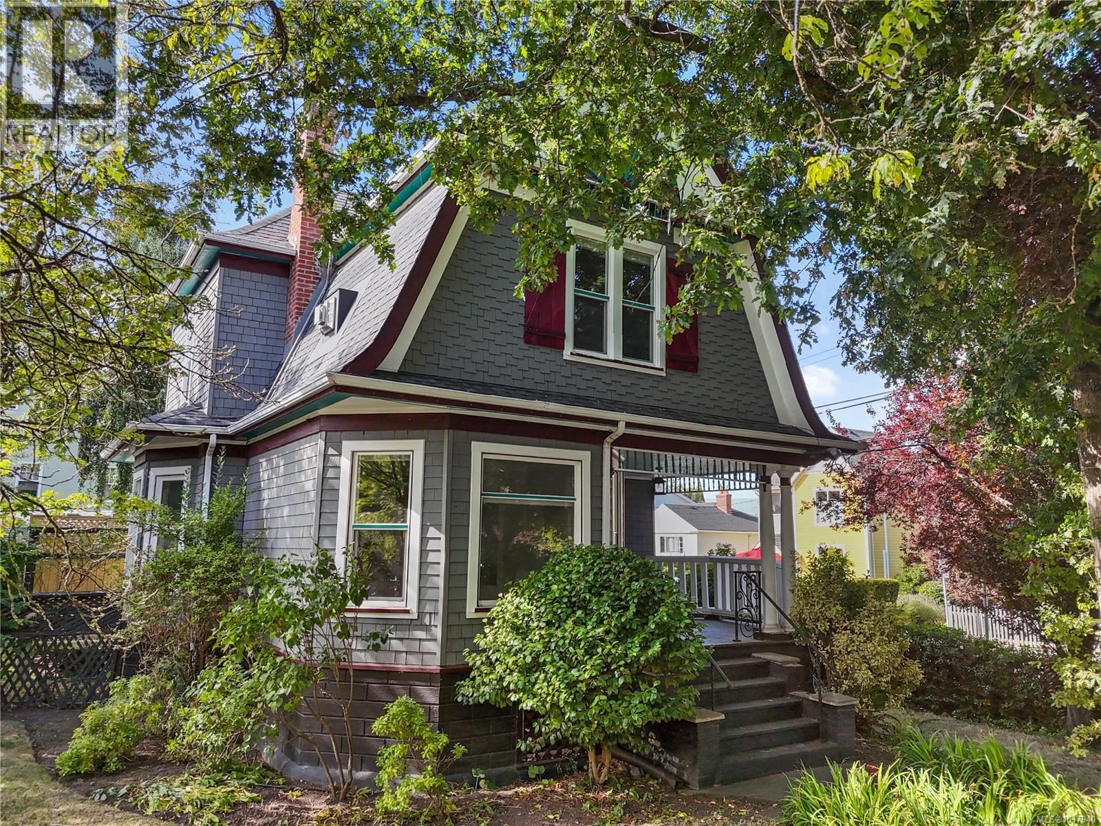 1726 Stanley Ave, Victoria, British Columbia