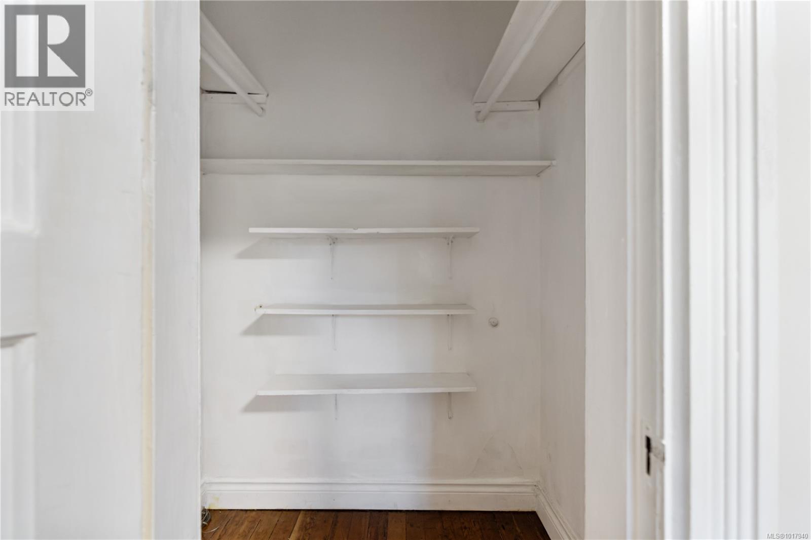 1726 Stanley Ave, Victoria, British Columbia  V8R 3W8 - Photo 27 - 1017940