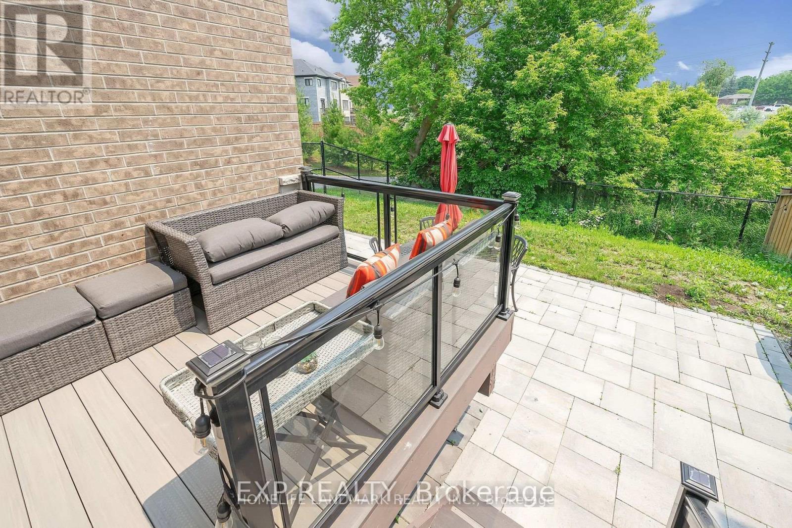 25 Ladder Crescent, East Gwillimbury (Sharon), Ontario  L9N 0N8 - Photo 40 - N12472885