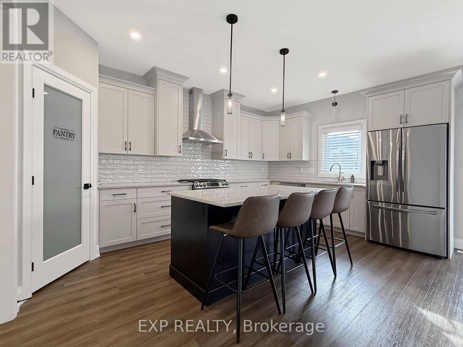 175 Boardwalk Way, Thames Centre, Ontario  N0L 1G2 - Photo 10 - X12472911
