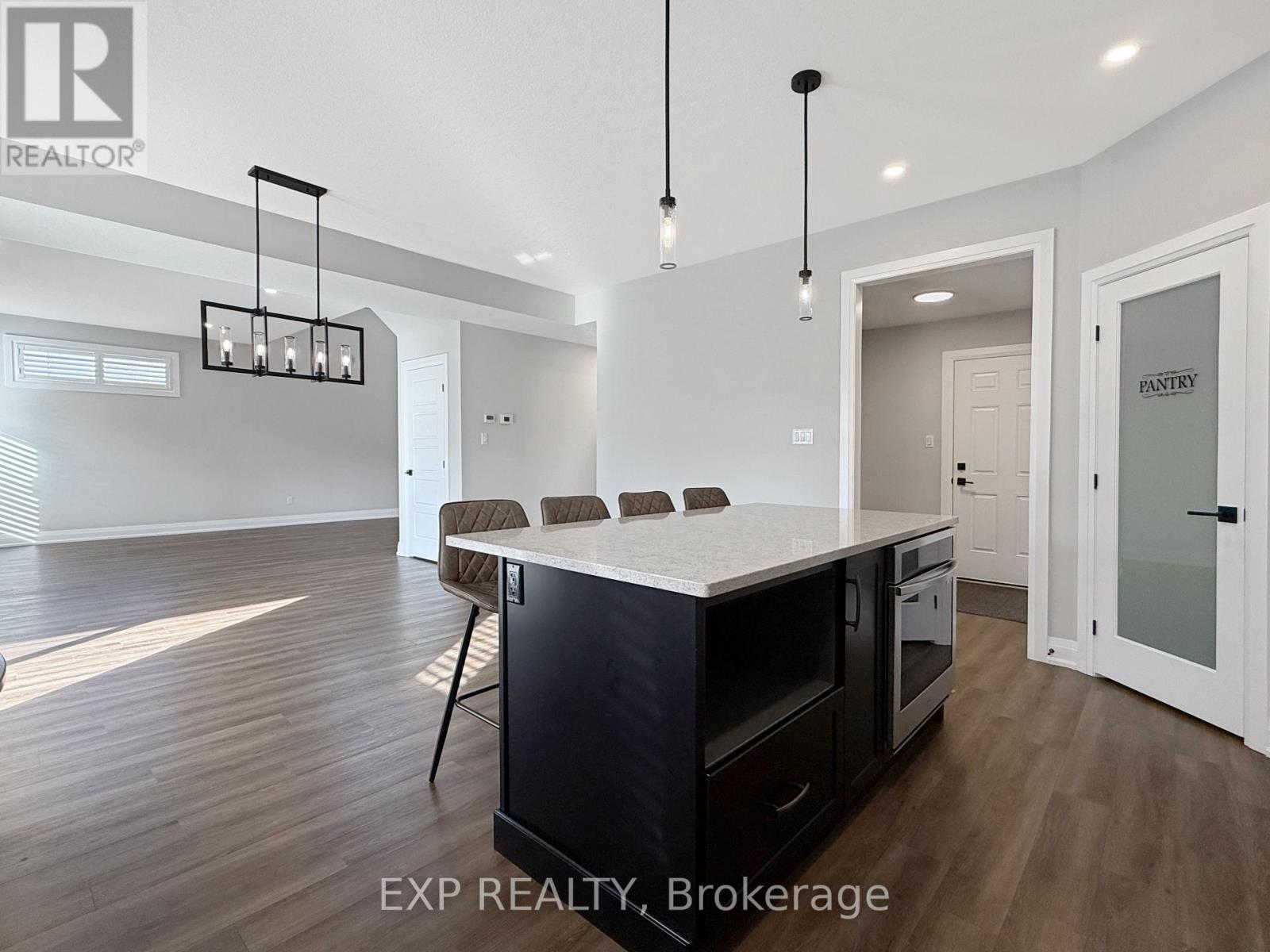 175 Boardwalk Way, Thames Centre, Ontario  N0L 1G2 - Photo 12 - X12472911