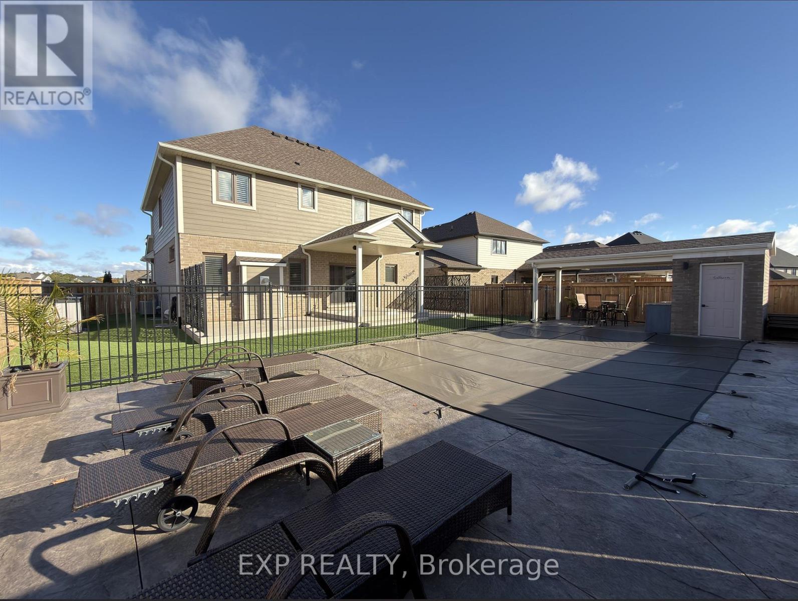 175 Boardwalk Way, Thames Centre, Ontario  N0L 1G2 - Photo 16 - X12472911