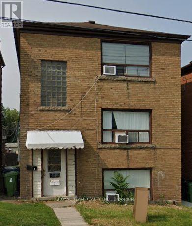 708 WESTON ROAD, Toronto, Ontario