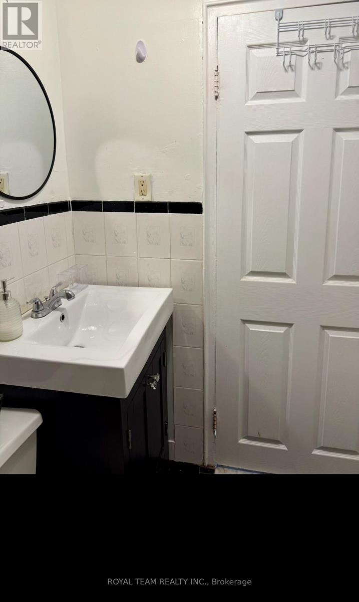 708 Weston Road, Toronto, Ontario  M6N 3R2 - Photo 3 - W12472873