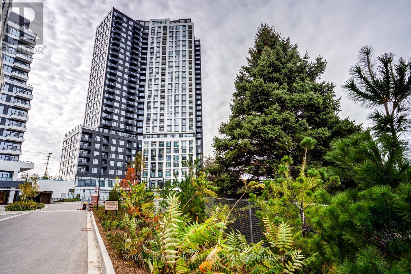 1001 - 2495 Eglinton Avenue, Mississauga, Ontario  L5M 2T2 - Photo 2 - W12472886