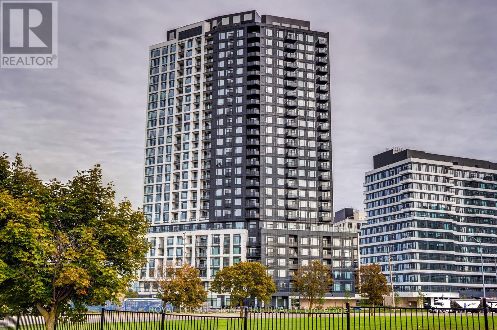 1001 - 2495 Eglinton Avenue, Mississauga, Ontario  L5M 2T2 - Photo 4 - W12472886