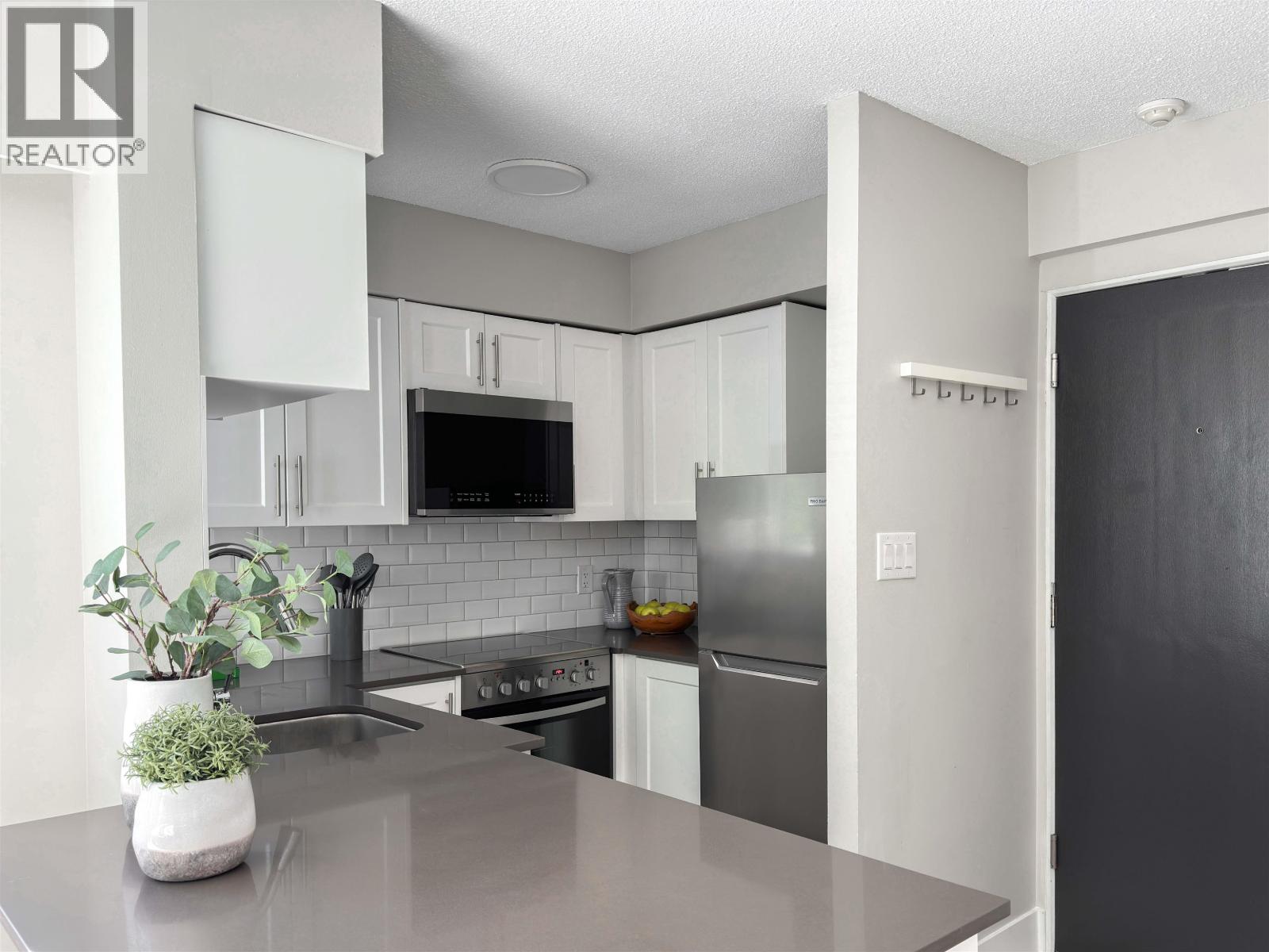 1923 Parker Street, Vancouver, British Columbia  V5L 2L2 - Photo 17 - R3060359