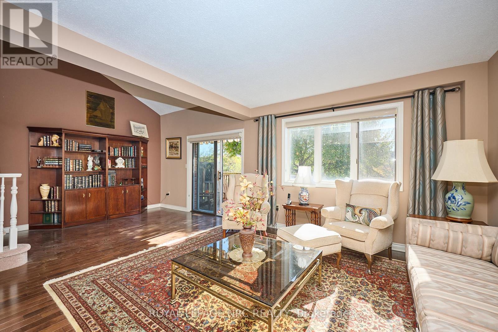 35 - 275 Pelham Road, St. Catharines, Ontario  L2S 3B9 - Photo 12 - X12472903