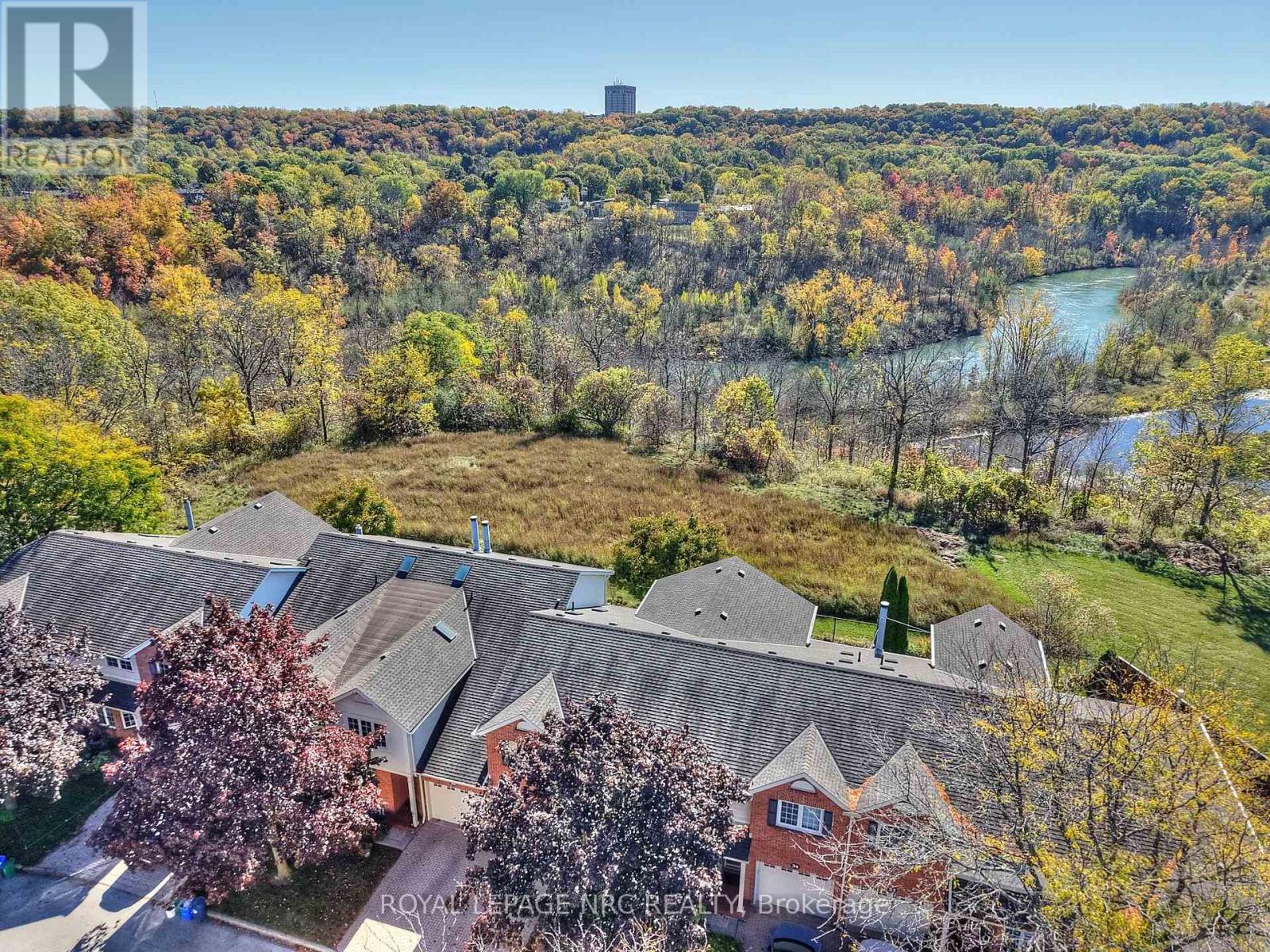 35 - 275 Pelham Road, St. Catharines, Ontario  L2S 3B9 - Photo 2 - X12472903