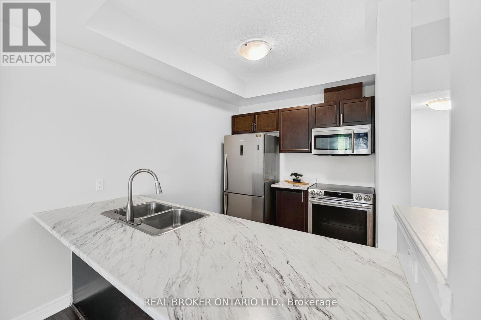 7 Ladybell Lane, Hamilton, Ontario  L0R 1P0 - Photo 10 - X12472878