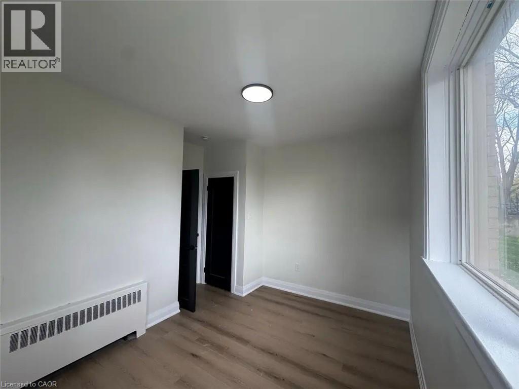 32 Price Avenue Unit# 11, Welland, Ontario  L3C 3X9 - Photo 3 - 40780736
